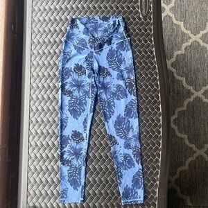 Aerie tropical print leggings size medium